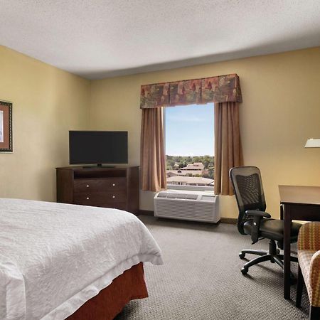 Hampton Inn & Suites Lawton Exterior photo