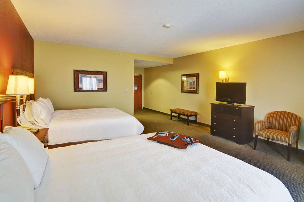 Hampton Inn & Suites Lawton Room photo