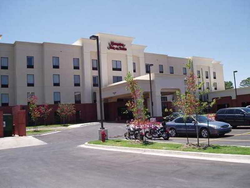 Hampton Inn & Suites Lawton Exterior photo