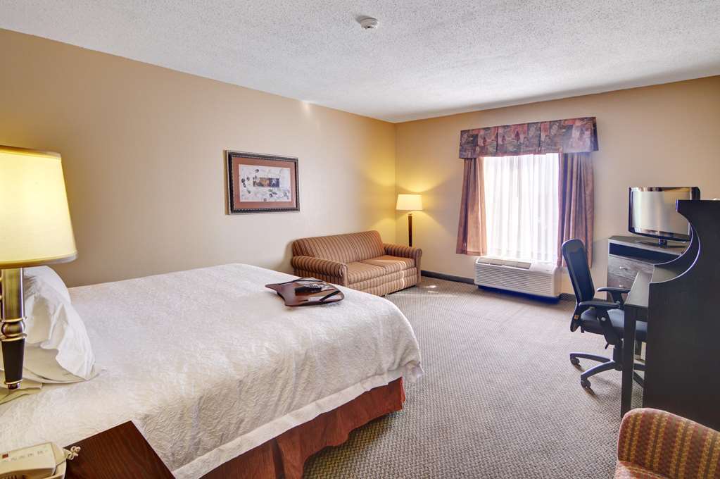 Hampton Inn & Suites Lawton Room photo